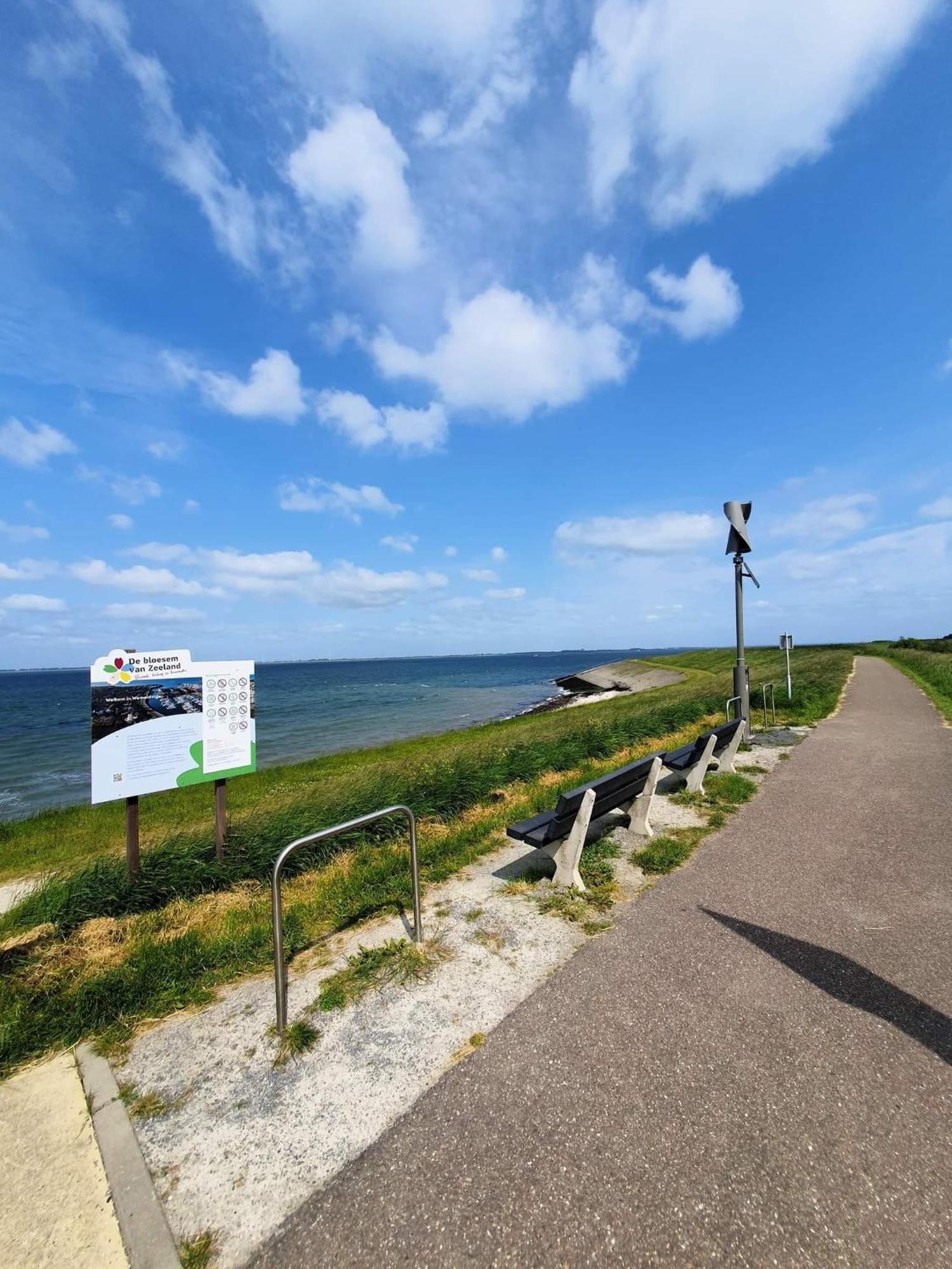 Vakantiehuis Op Villapark Oesterbaai Aan Zee , Met Speeltuin Grenzend Aan De Tuin Wemeldinge Kültér fotó