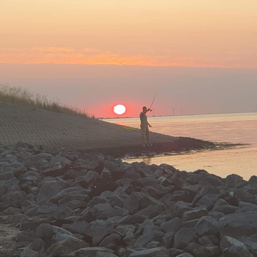 Vakantiehuis Op Villapark Oesterbaai Aan Zee , Met Speeltuin Grenzend Aan De Tuin Wemeldinge Szoba fotó